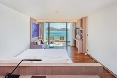 Pacchetto: Camera Ocean Comfy + trasferimento di sola andata dall'aeroporto all'hotel — Oceanfront Beach Resort